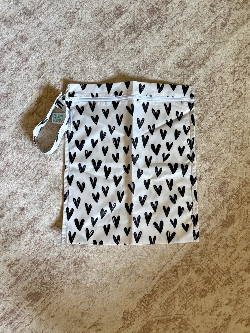 Bumkins Wet/Dry Bag 12”x14” White Black Hearts